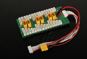 并聯(lián)充電板，可為多個(gè)電池充電